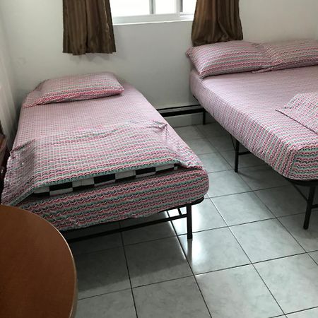 University Apartment Торонто Екстер'єр фото