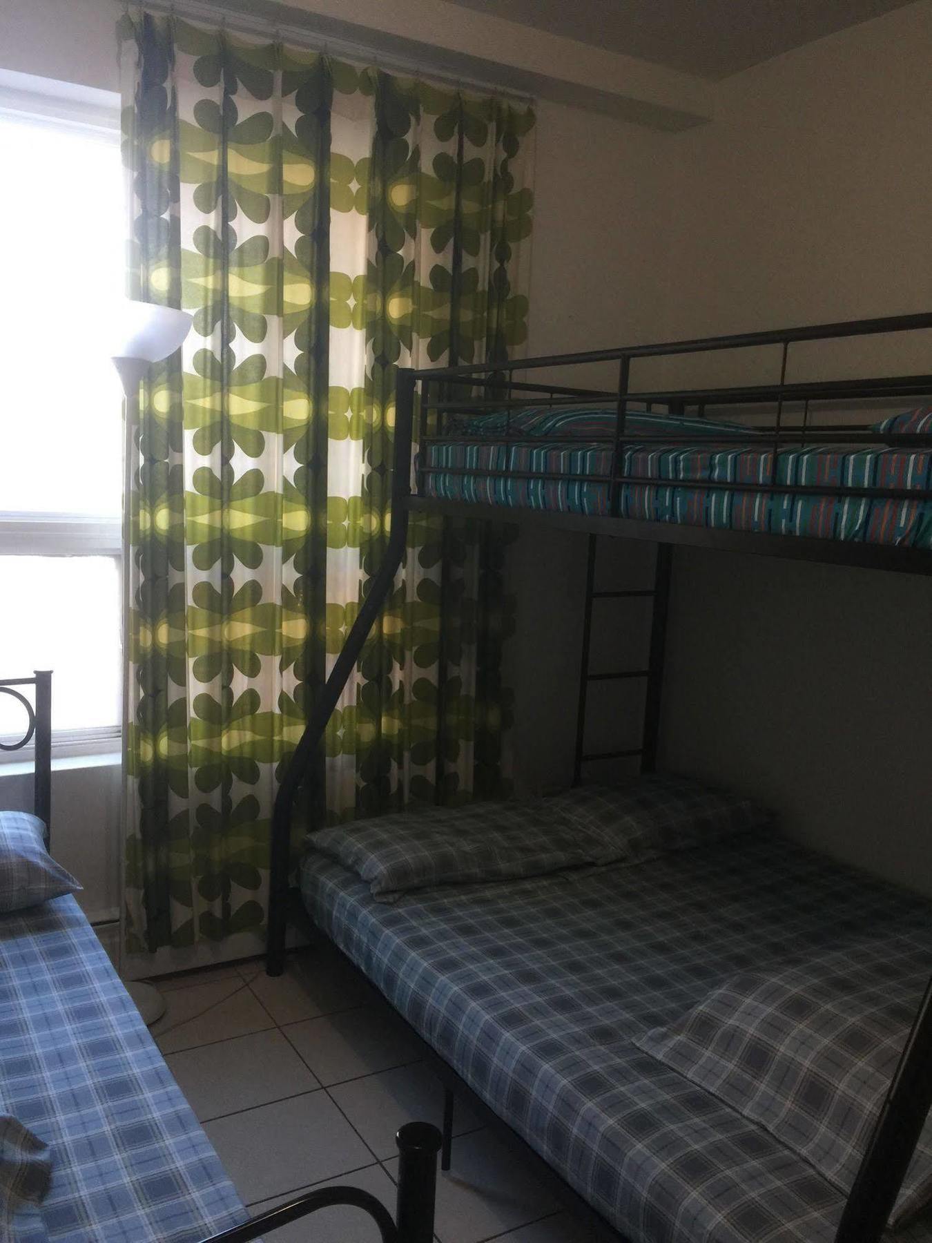 University Apartment Торонто Екстер'єр фото