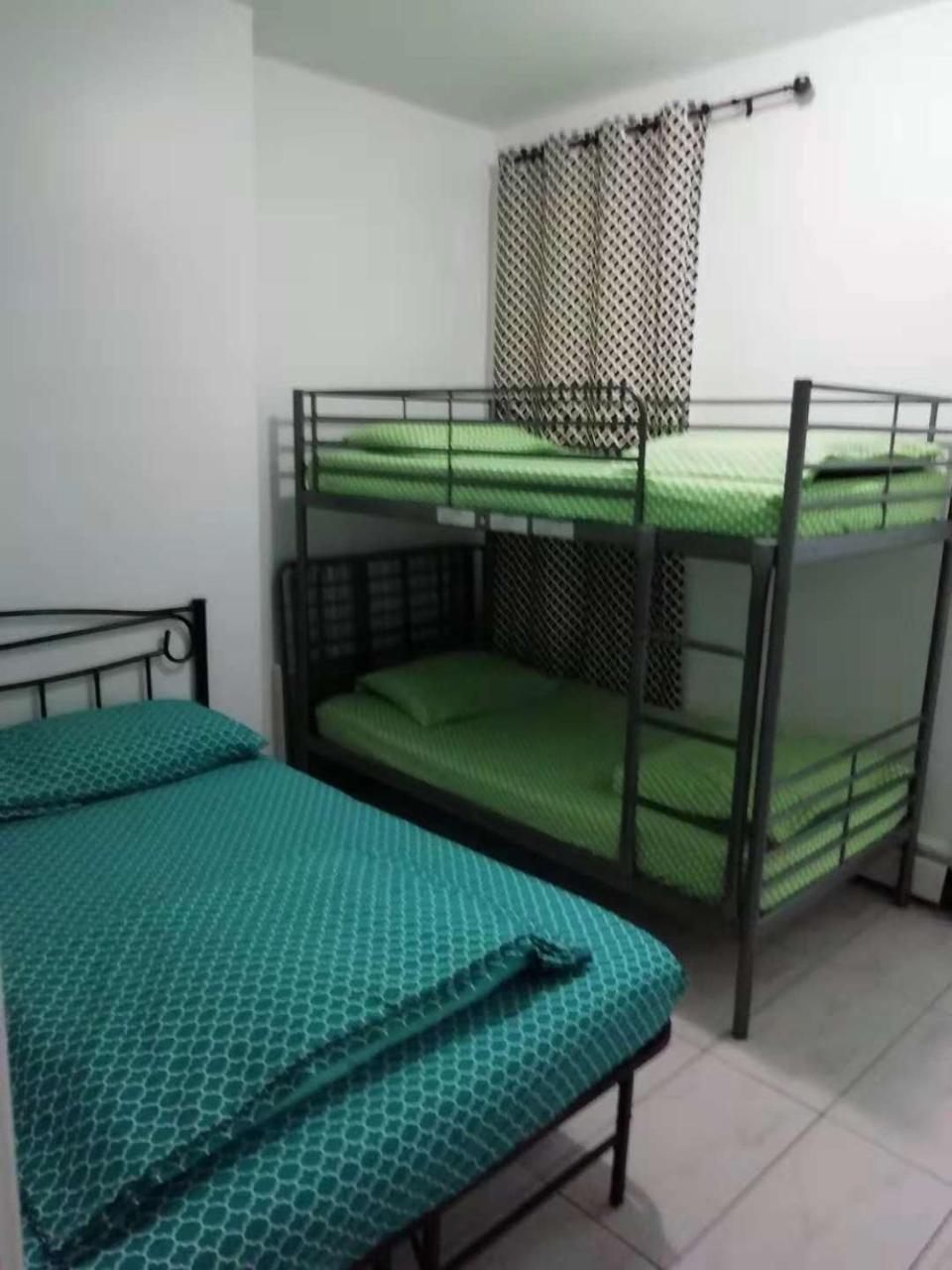 University Apartment Торонто Екстер'єр фото