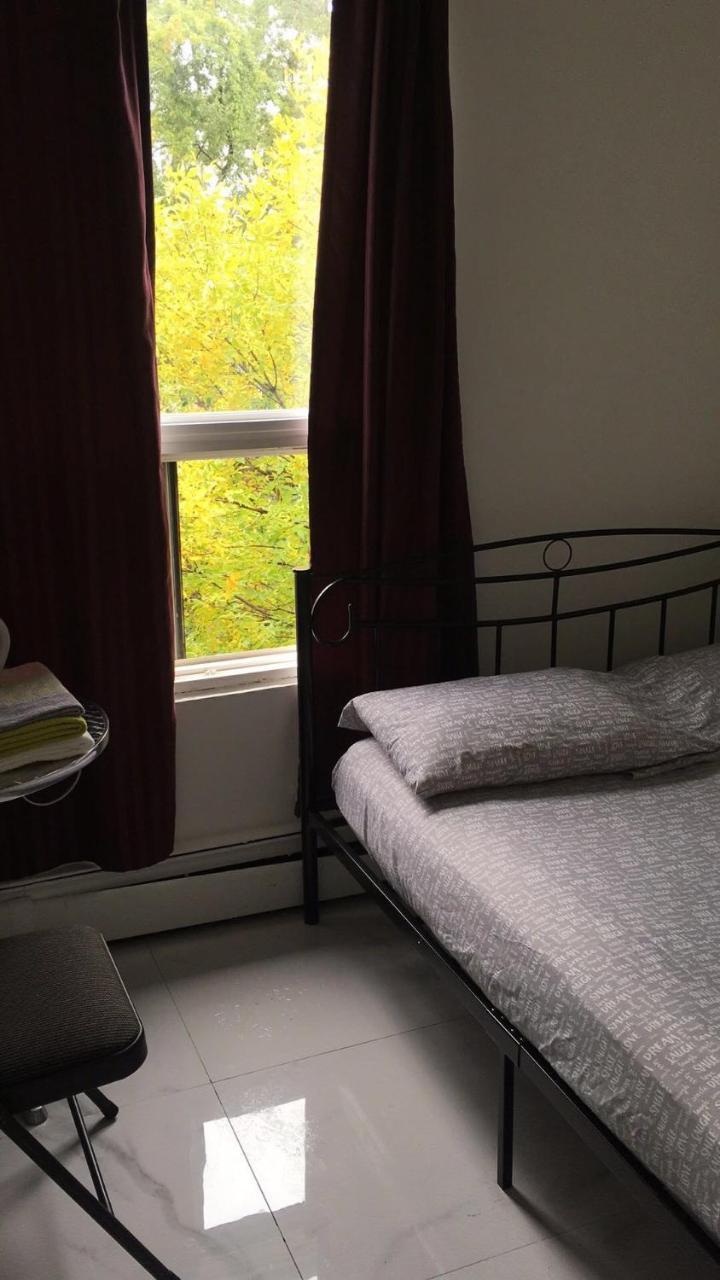 University Apartment Торонто Екстер'єр фото